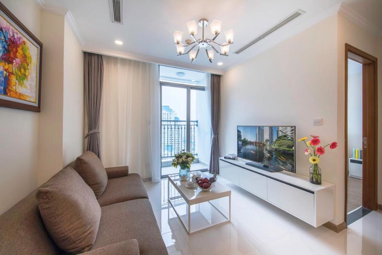 Homes By Christine - Vinhomes Central Park Ho-Chi-Minh-Stadt Exterior foto
