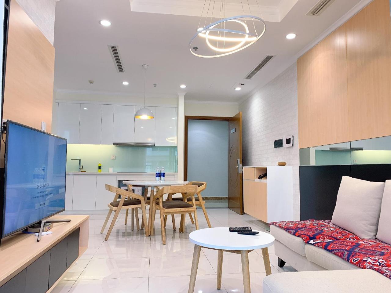 Homes By Christine - Vinhomes Central Park Ho-Chi-Minh-Stadt Exterior foto
